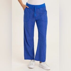 WEARABLES
MANDELL TWILL BARREL-LIKE PANT
 In Honorable Blue